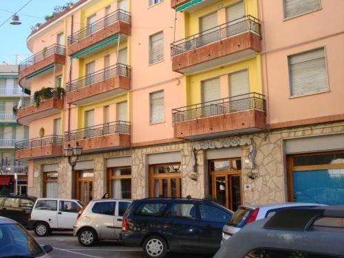 Hotel Mignon Alassio Exterior photo