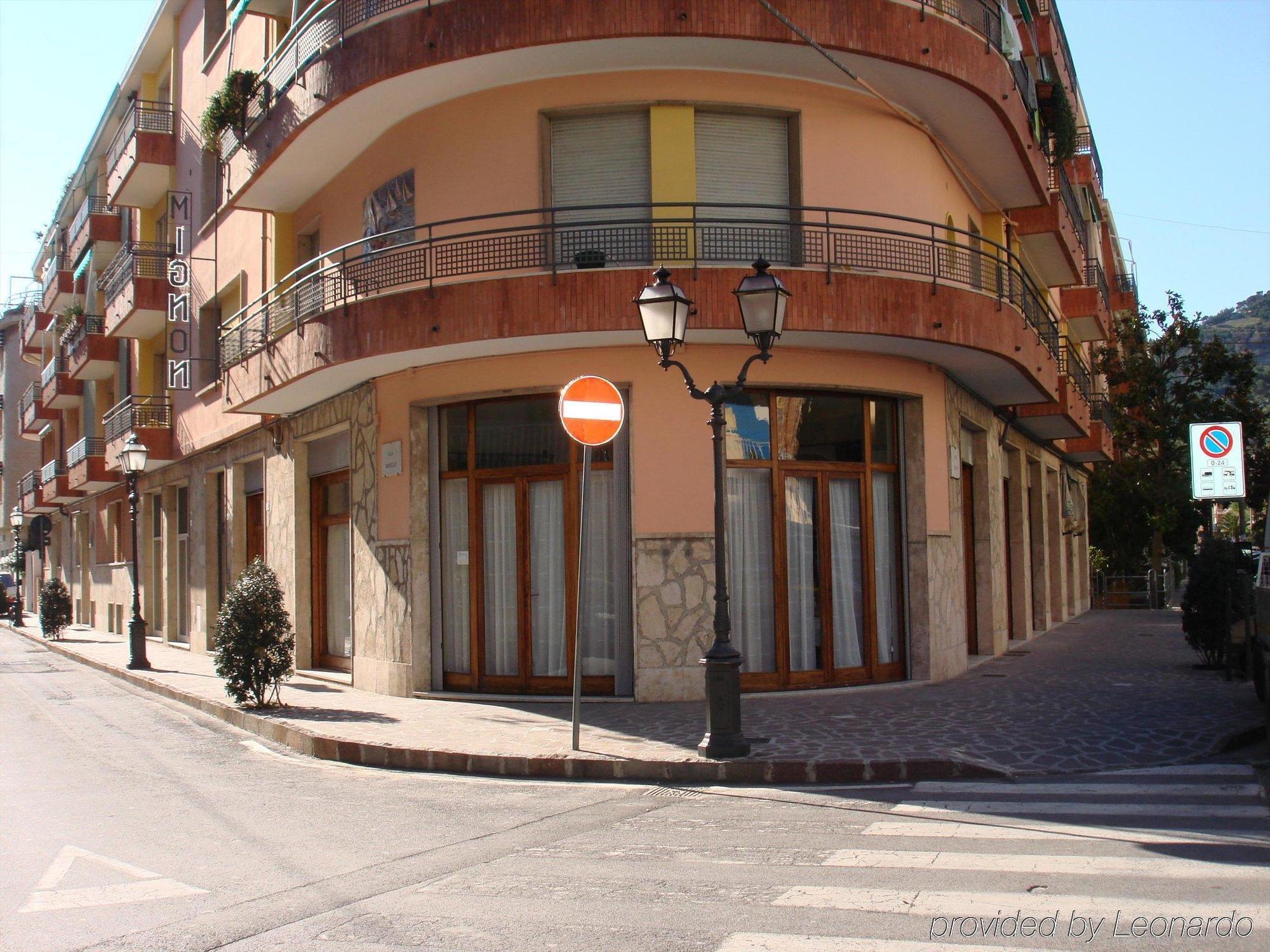 Hotel Mignon Alassio Exterior photo